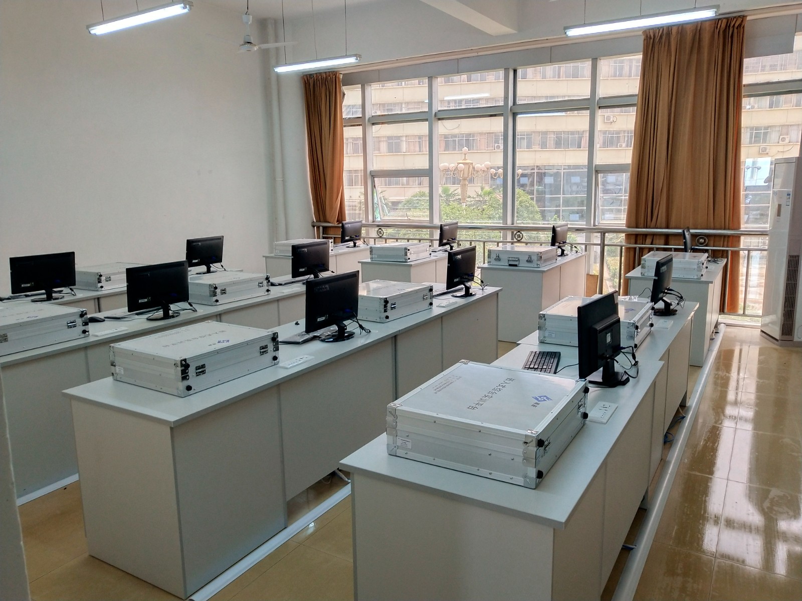 实验室建设案例丨萍乡学院-电子技术实验室扩建项目